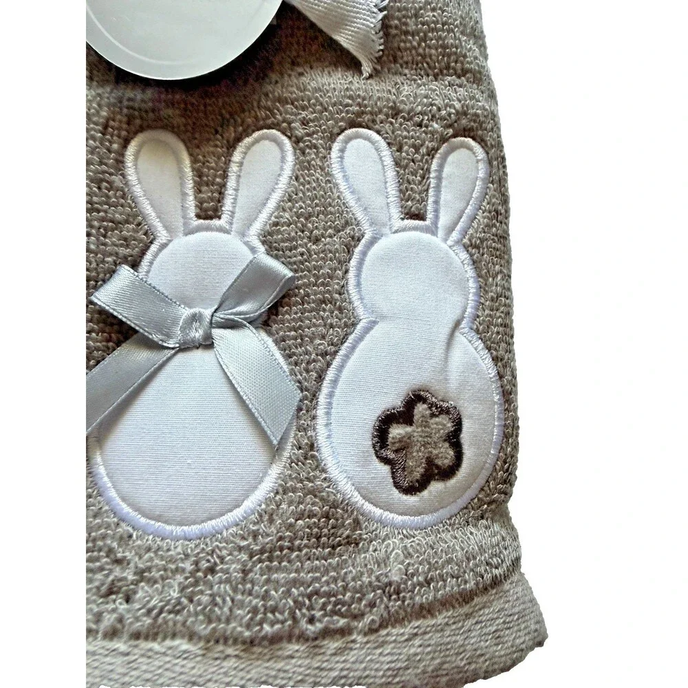 Casaba Hand Towels Easter Appliqued Embroidered White Bunnies Brown Set of 2